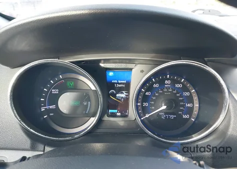 2015 Hyundai Sonata Hybrid z USA, uszkodzony, nr VIN KMHEC4A4XFA137788
